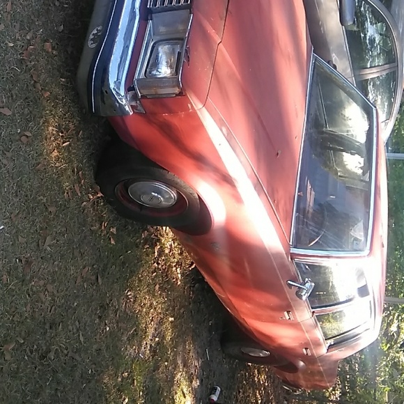 1984 4d Cutlass Supreme Sudan - Picture 5 of 8